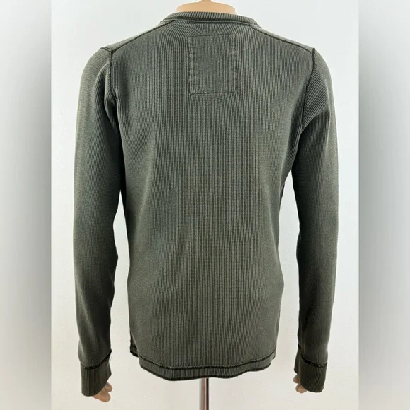 Hollister Men's Waffle Knit Long Sleeve Olive Green Casual Top, Size Medium - Picture 3 of 10